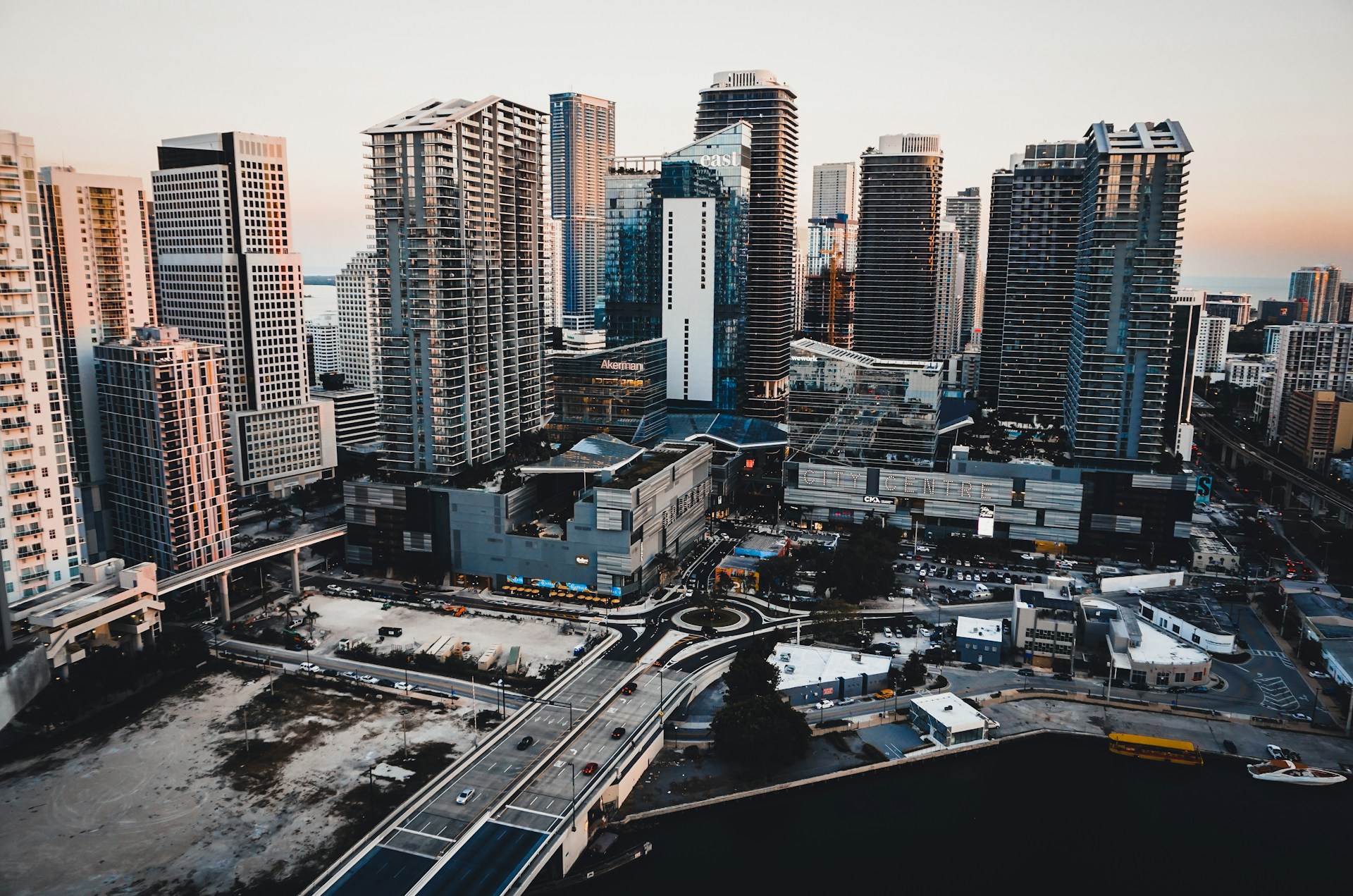 Most Profitable Businesses to Buy in Florida